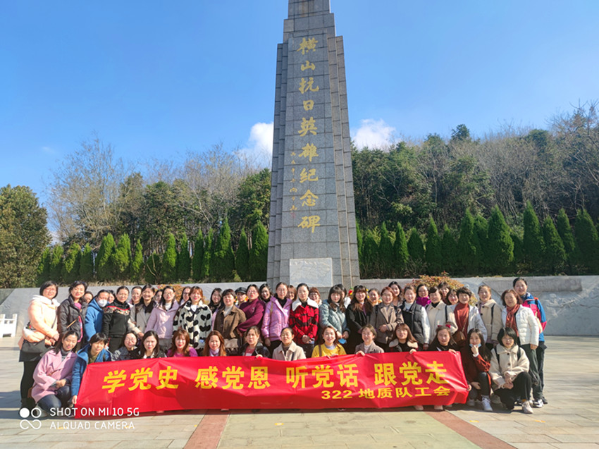 纪念碑副本.jpg 纪念碑副本.jpg