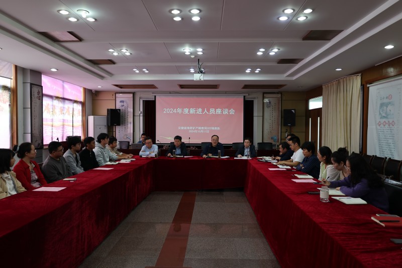 E85A1876.JPG E85A1876.JPG