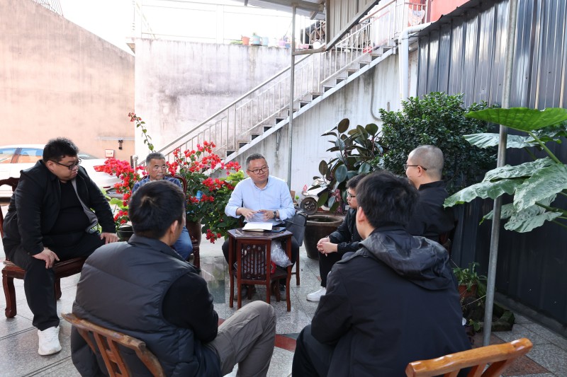 E85A2246.JPG E85A2246.JPG